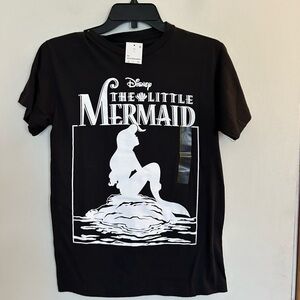 NWT, Disney, the little mermaid, small graphic T-shirt